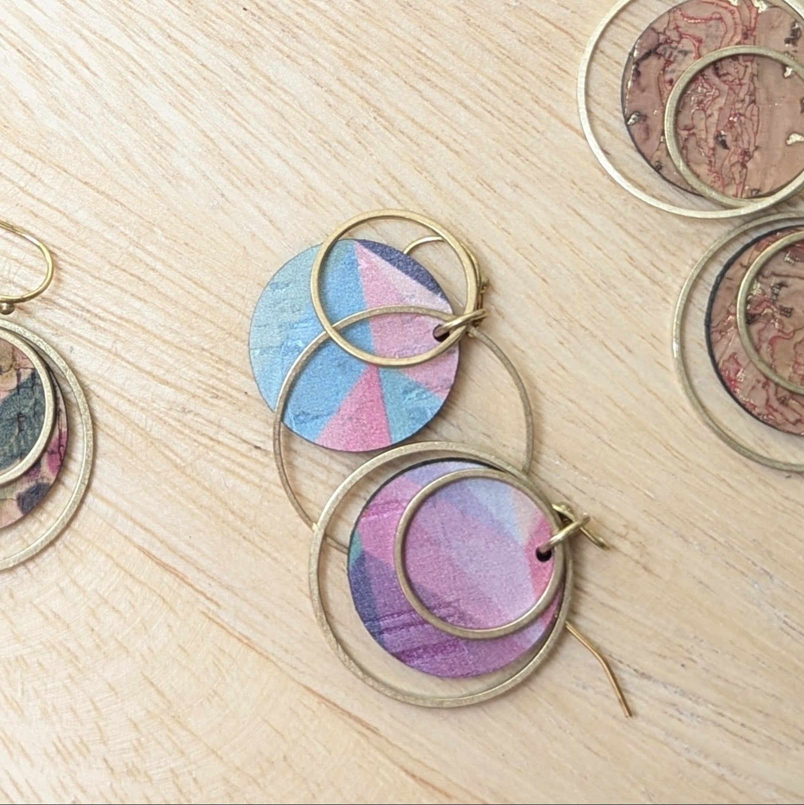 Circle Cork and Brass Earrings - Pink Herringbone