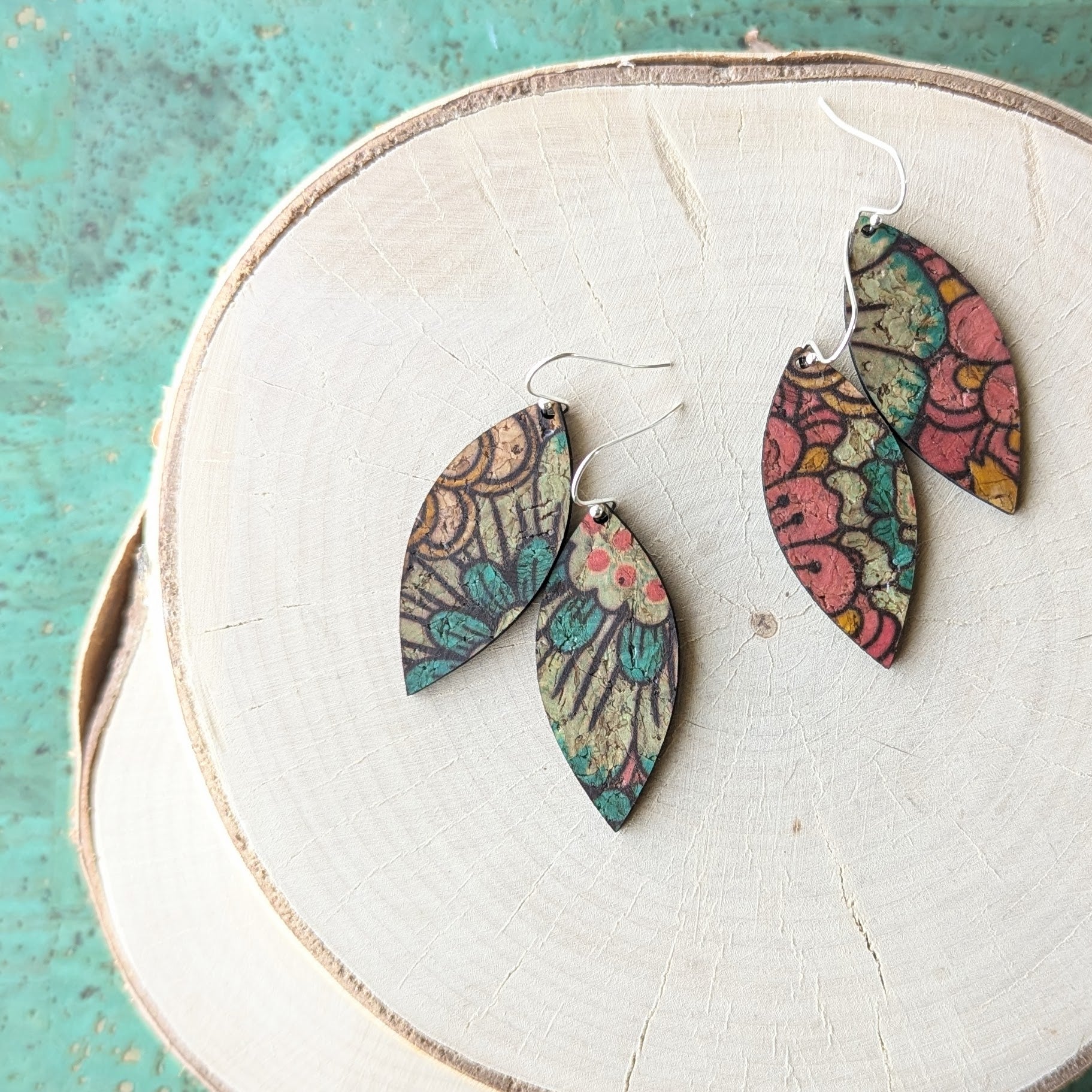 Red and Blue Dahlia Cork Earrings - Small Leaf