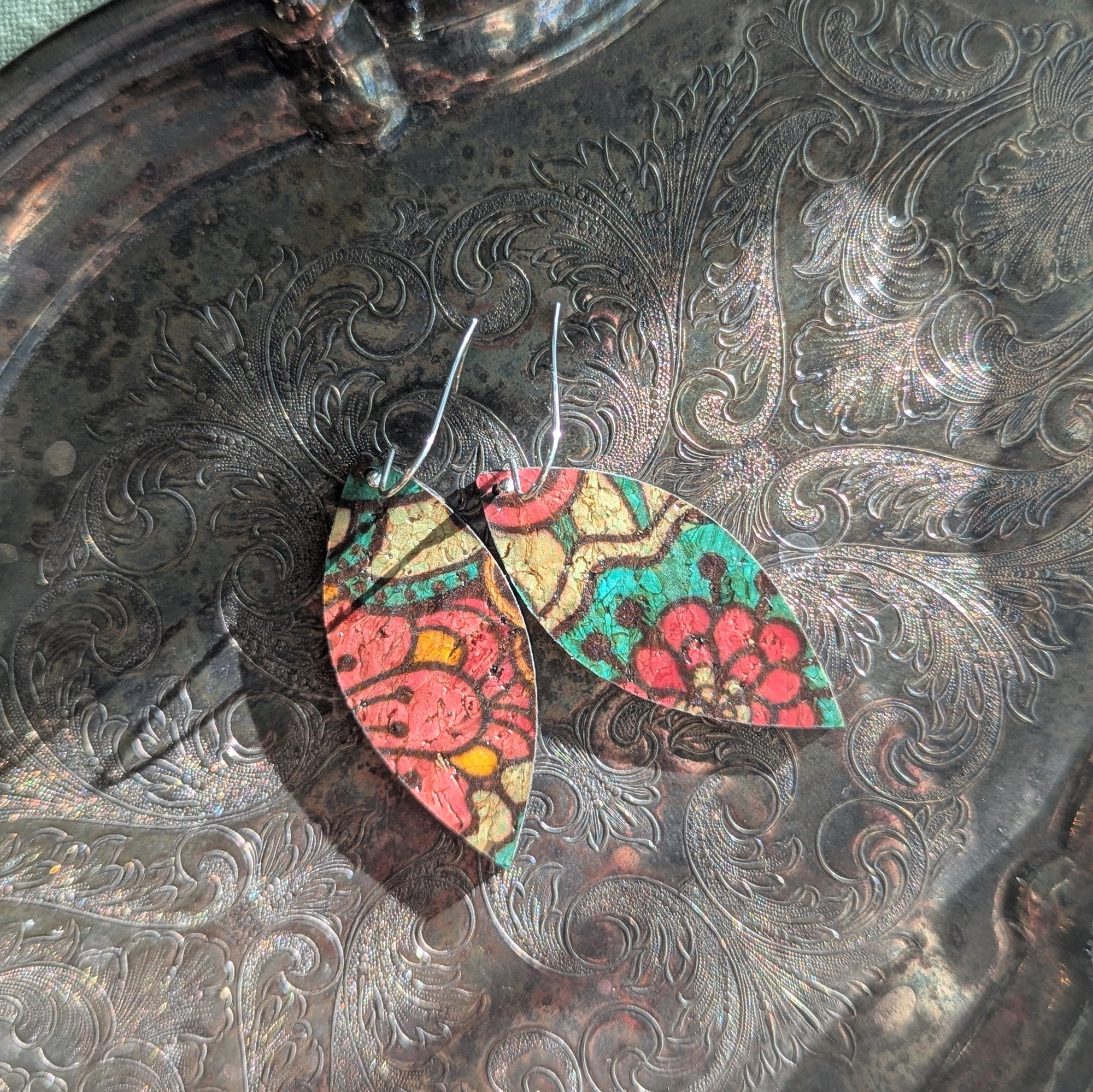 Red Yellow Blue Dahlia Cork Earrings - Small Leaf